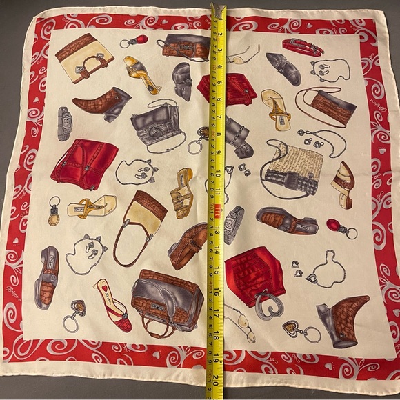 Brighton Red and Cream Swirl Scarf - Picture 6 of 7